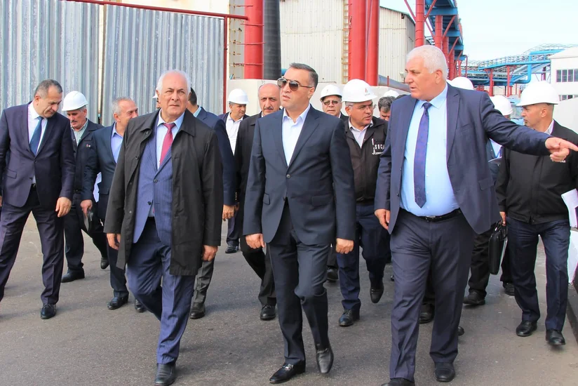 “Azneft”in rəhbərliyi Neft Daşlarına səfər edib