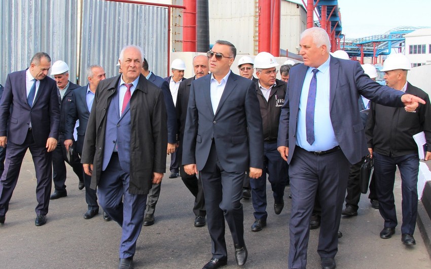 “Azneft”in rəhbərliyi Neft Daşlarına səfər edib