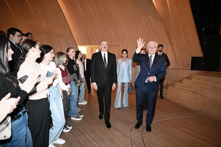 Azərbaycan və Almaniya prezidentləri Heydər Əliyev Mərkəzində təşkil olunmuş konsertdə iştirak ediblər