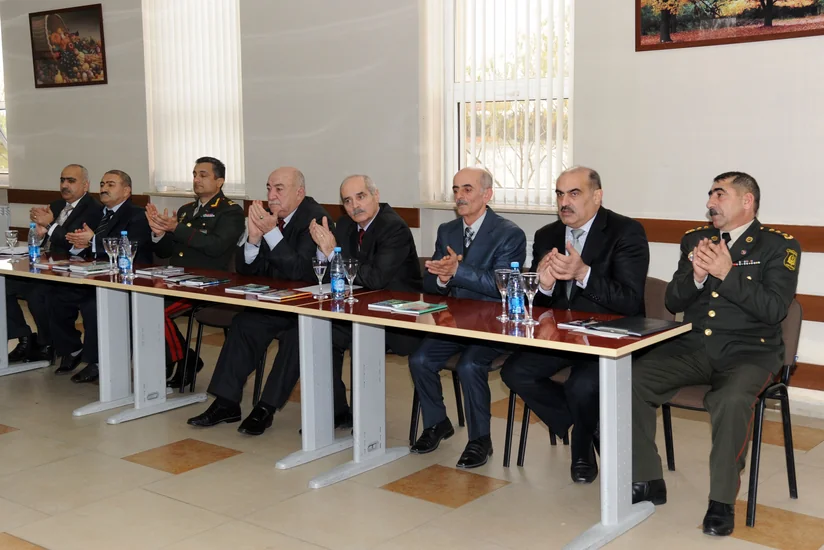 Polis veteranları cəbhə bölgəsində görüşlər keçiriblər