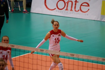 Azərbaycanın qadın voleybol yığması Belarusa uduzub