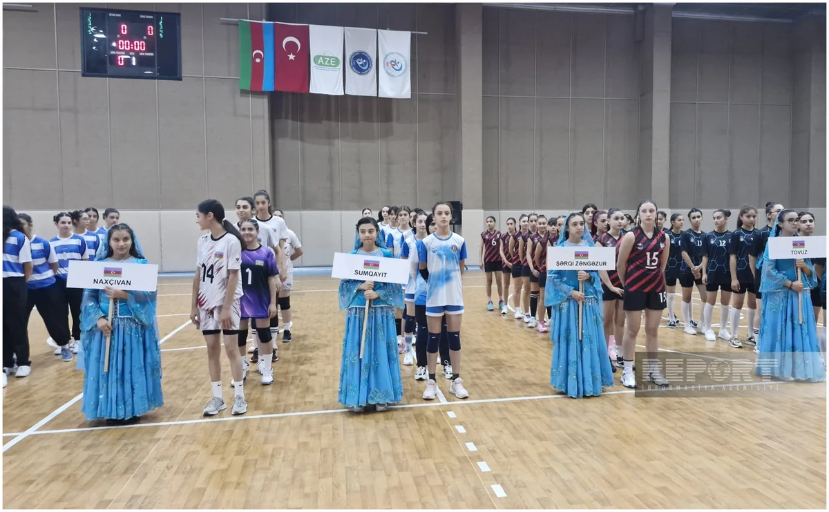 Voleybol üzrə Muxtariyyət kuboku uğrunda birincilik keçirilir
