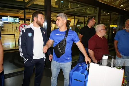 Avropa çempionatında uğur qazanan gənc cüdoçular Vətənə dönüblər