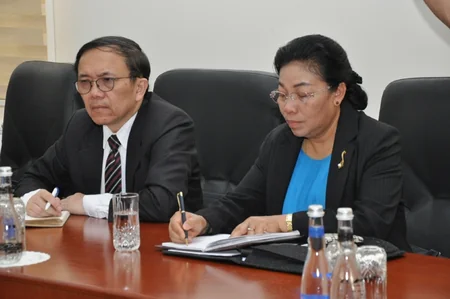 YAP-la Laos Xalq İnqilabı Partiyası arasında memorandum imzalanıb