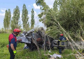 В результате серьезного ДТП в Игдыре погиб гражданин Азербайджана, четверо пострадали 
