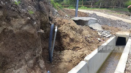 Astarada uzanan yol problemi, sakinlərlə aidiyyəti qurumlar bir-birini günahlandırır