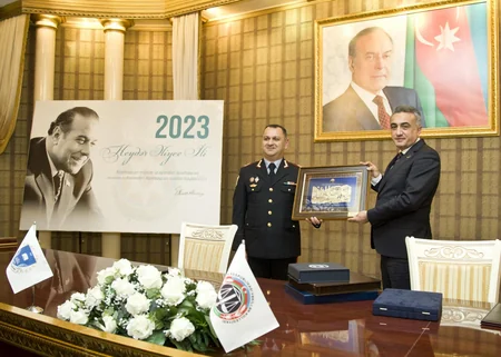 Vəkillər Kollegiyası ilə Polis Akademiyası arasında memorandum imzalanıb