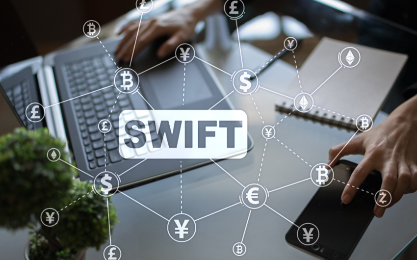“Bloomberg”: ABŞ Rusiyanı SWIFT-dən ayırmağı ciddi şəkildə düşünür