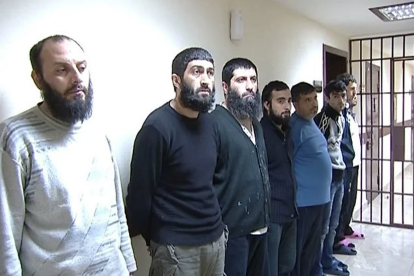 ​İş adamını öldürən 17 nəfərlik dini-ekstremist dəstənin üzvlərinə hökm oxunub - SİYAHI