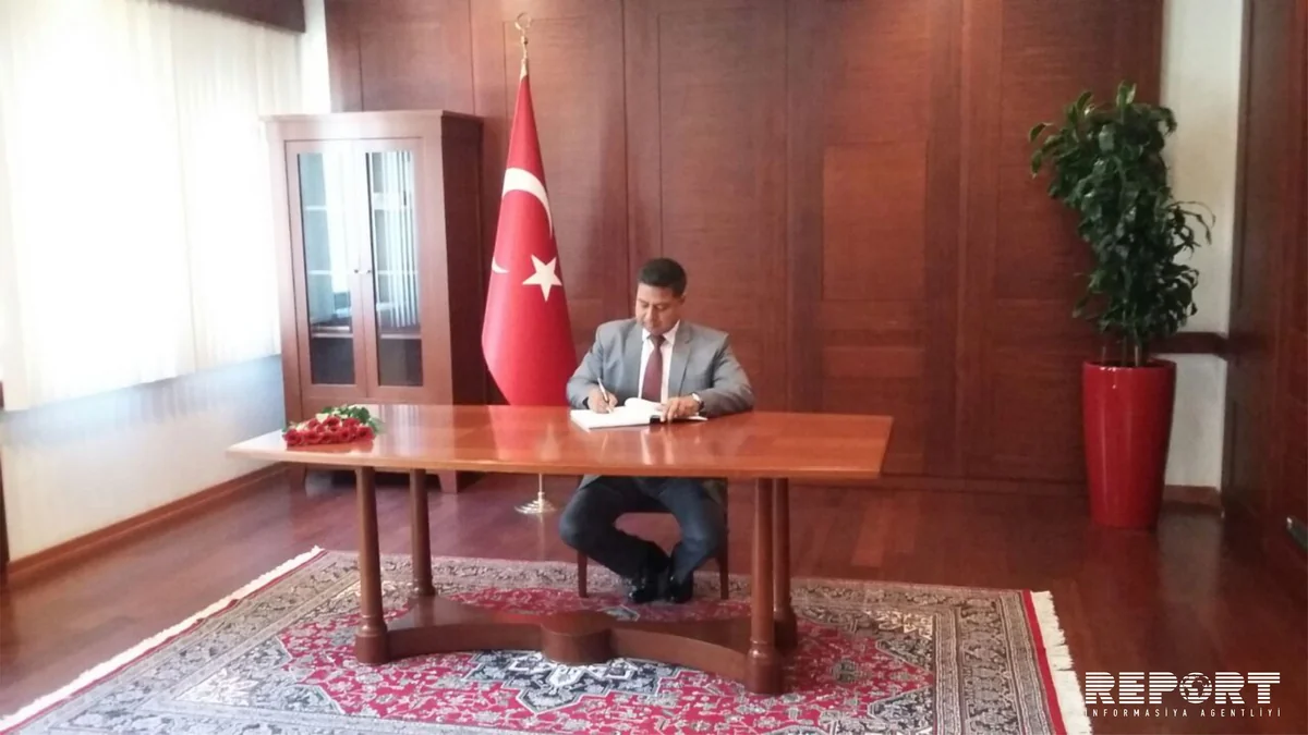 Turkish Embassy to Azerbaijan opens a book of condolences