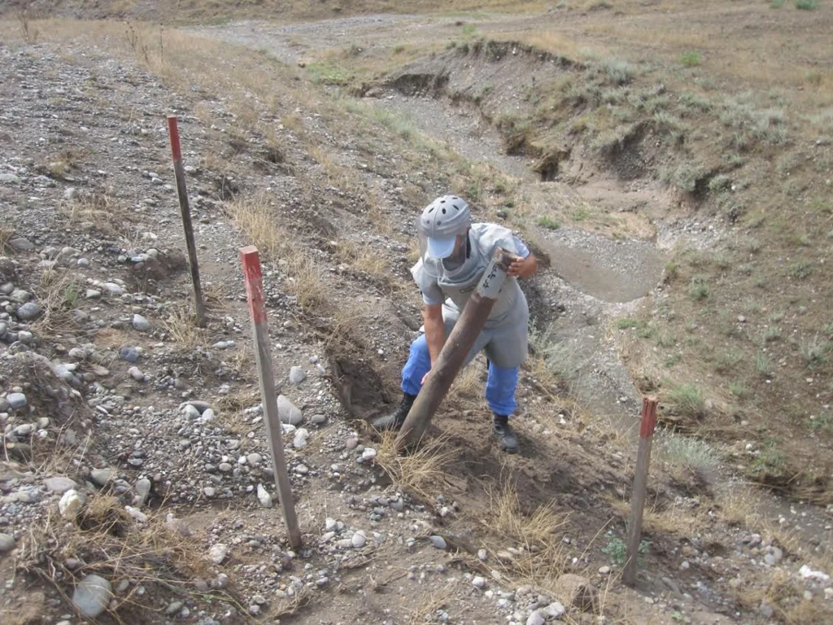​Tərtər və Füzuli partlamamış hərbi sursatlar aşkarlanıb - FOTO