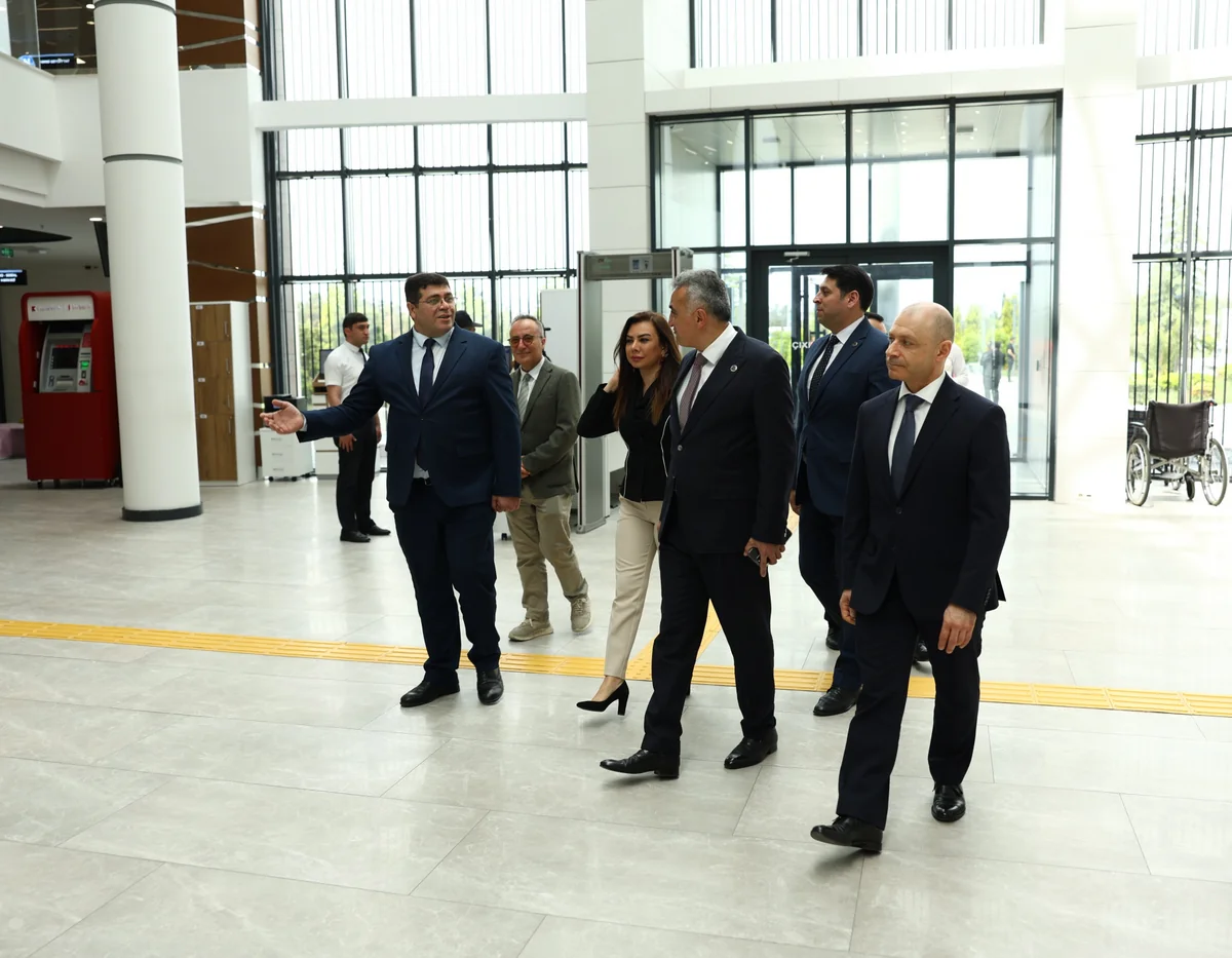 Türkiyəli vəkillər 2 saylı Gəncə “ASAN xidmət” mərkəzinin fəaliyyəti ilə tanış olublar