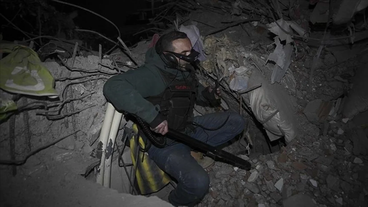 Device developed by Azerbaijani helps rescue 14 people from rubble in Türkiye