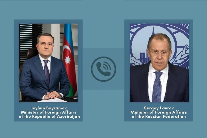 Azerbaijani, Russian FMs hold phone conversation