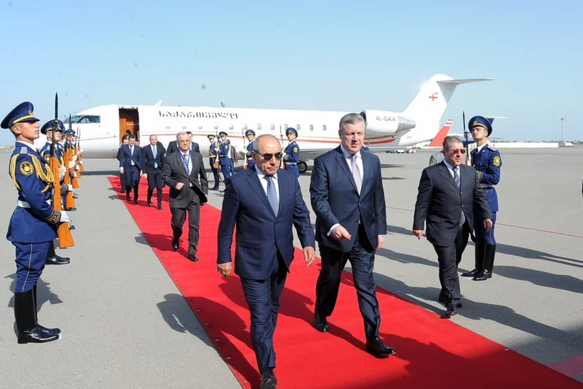 Премьер-министр Грузии прибыл в Азербайджан
