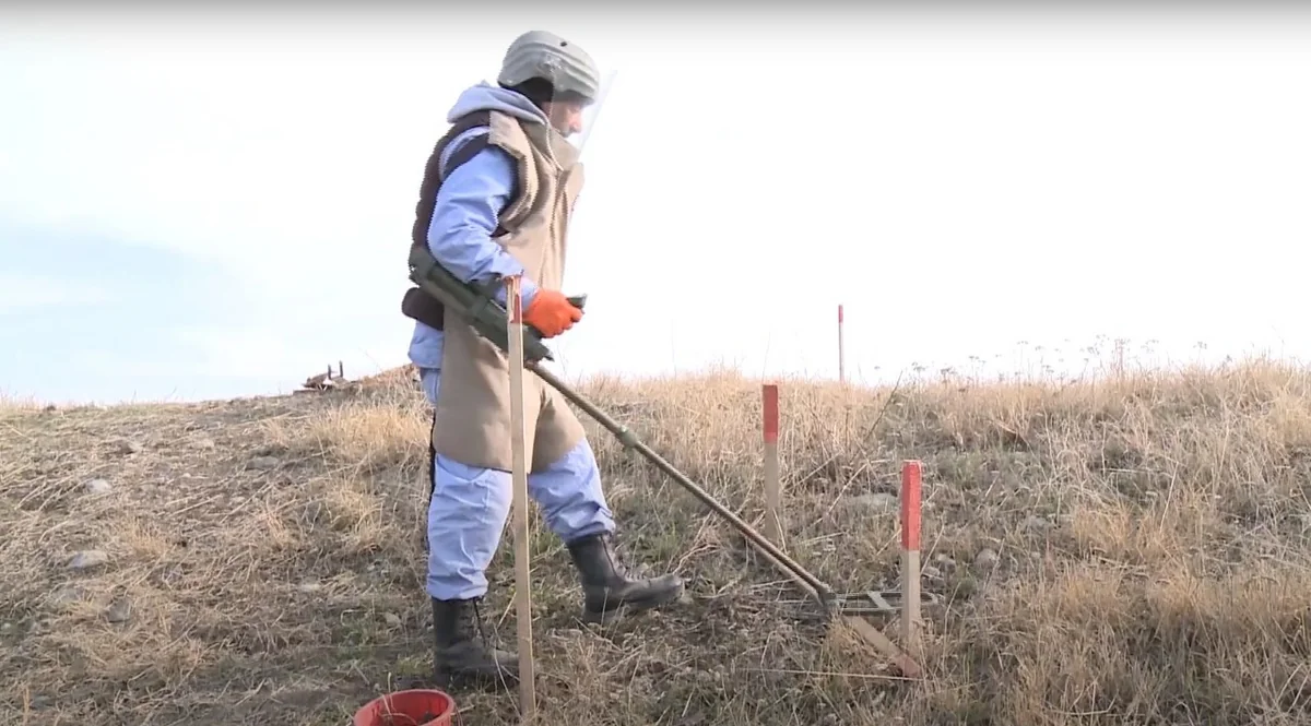 Talış və Suqovuşan minalardan təmizlənir