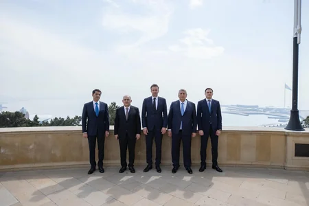 Avropa Voleybol Konfederasiyasının prezidenti Fəxri xiyabanı ziyarət edib