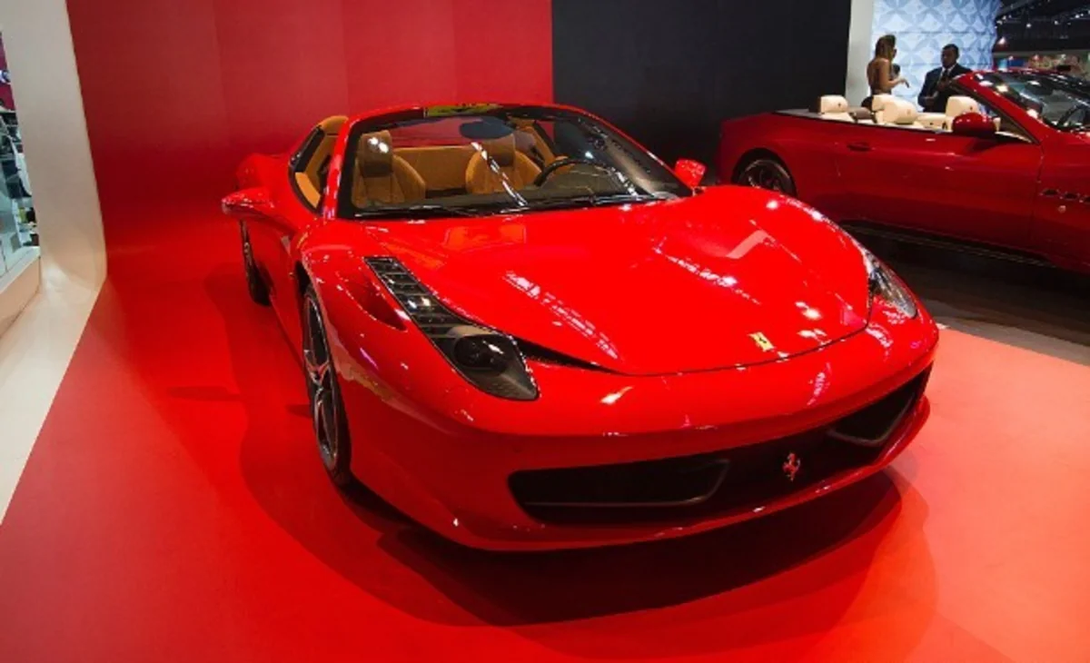 Ferrari отзывает более 3 тыс. автомобилей
