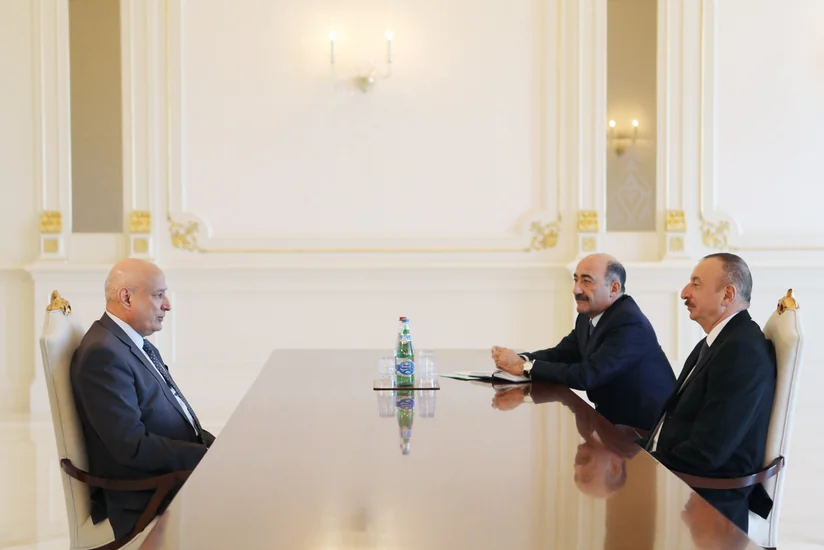 Президент Ильхам Алиев принял генерального директора ИСЕСКО