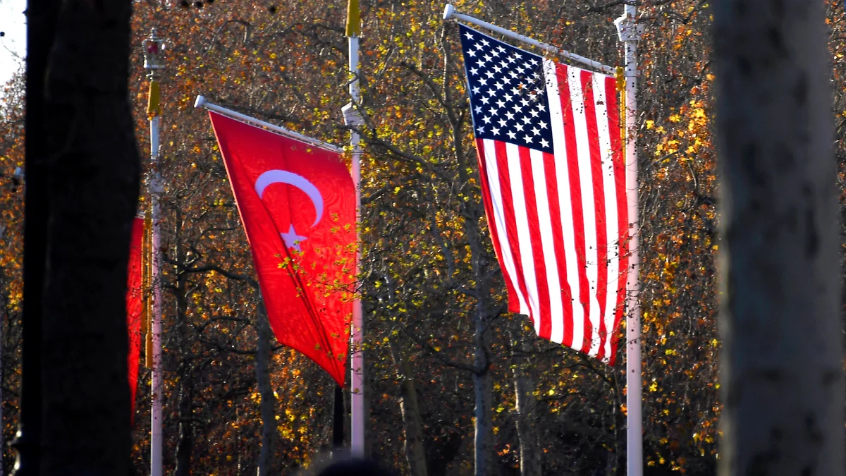 Türkiyə ABŞ-a Suriyada PKK-nı məhv etmək niyyətində olduğunu bildirib