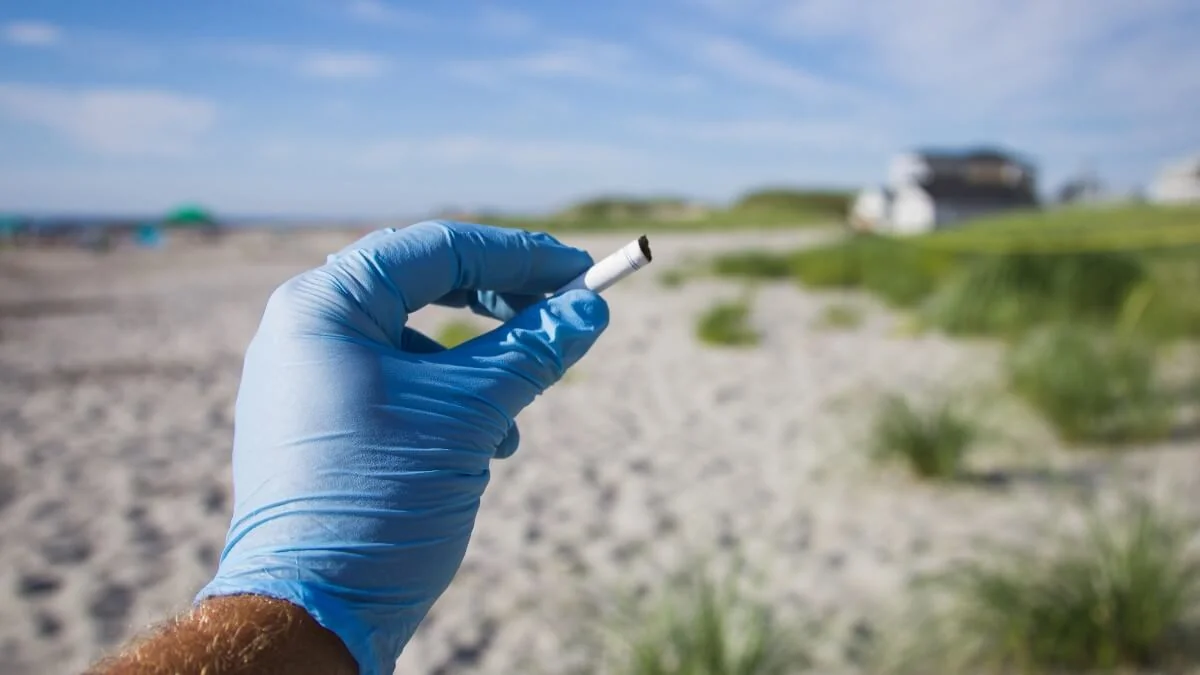 Smoking may be banned in Estonian parks and beaches