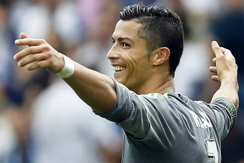Ronaldo dünyanın ən yaxşı futbolçusu mükafatına layiq görülüb
