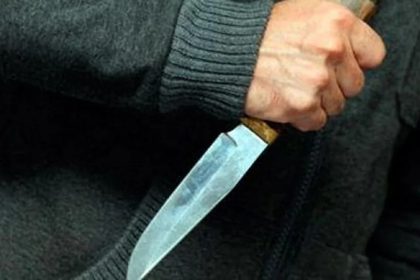 Qaxda 44 yaşlı kişi öz-özünü bıçaqlayıb