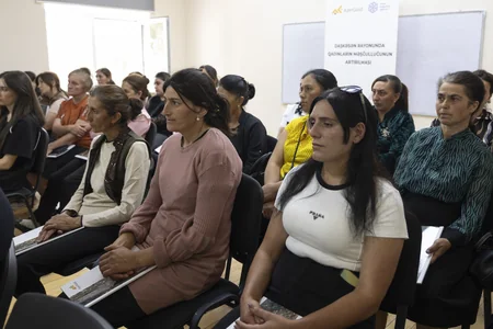 “Daşkəsəndə qadınların məşğulluğunun artırılması” layihəsi çərçivəsində növbəti seminar keçirilib