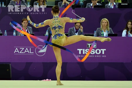 Azərbaycan gimnastı Bakı 2015də gümüş medal qazanıb