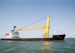 Крановое судно Ширван 2 спустили на воду после капремонта 