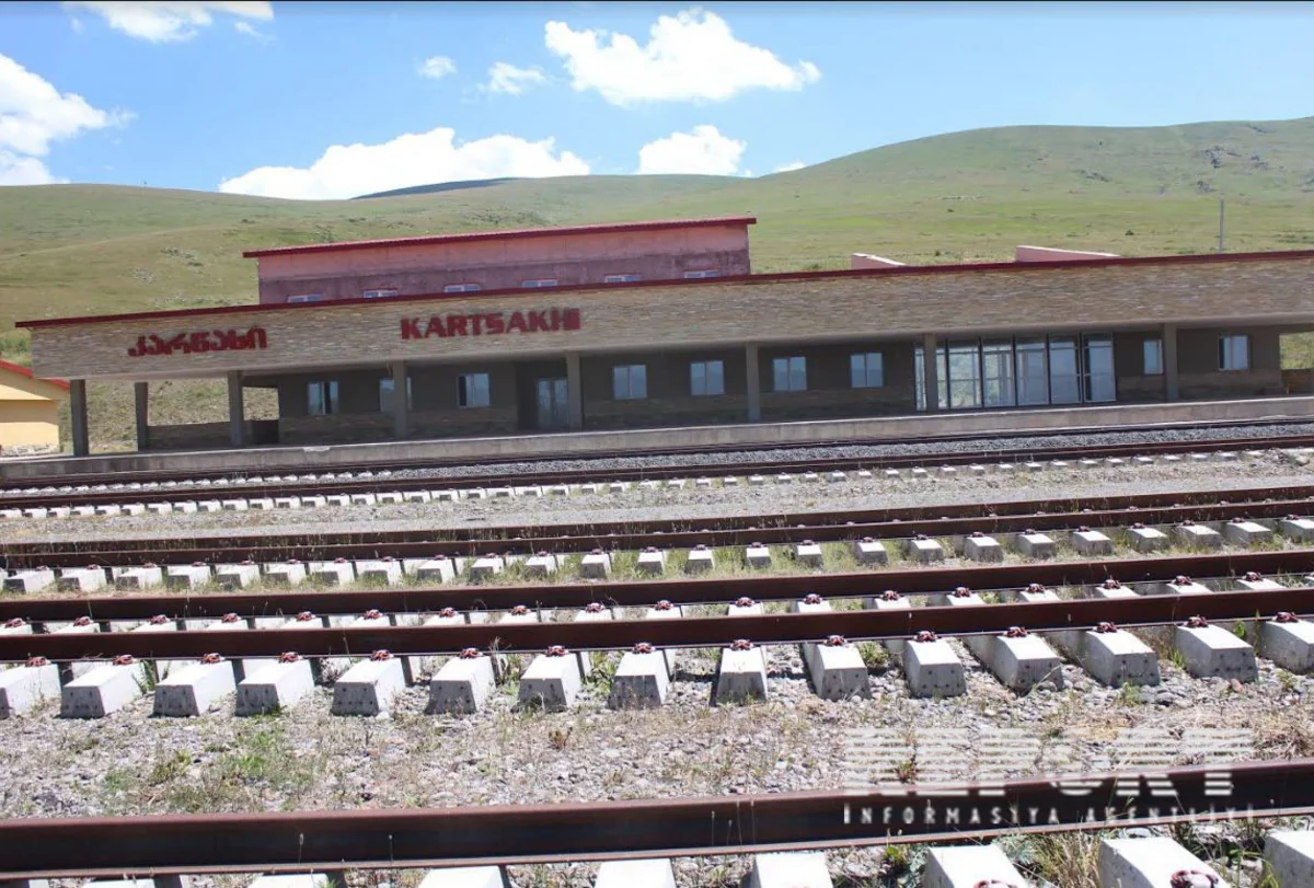 Bakı-Tbilisi-Qars dəmir yolunun Gürcüstan hissəsi sentyabrda istismara tam hazır olacaq