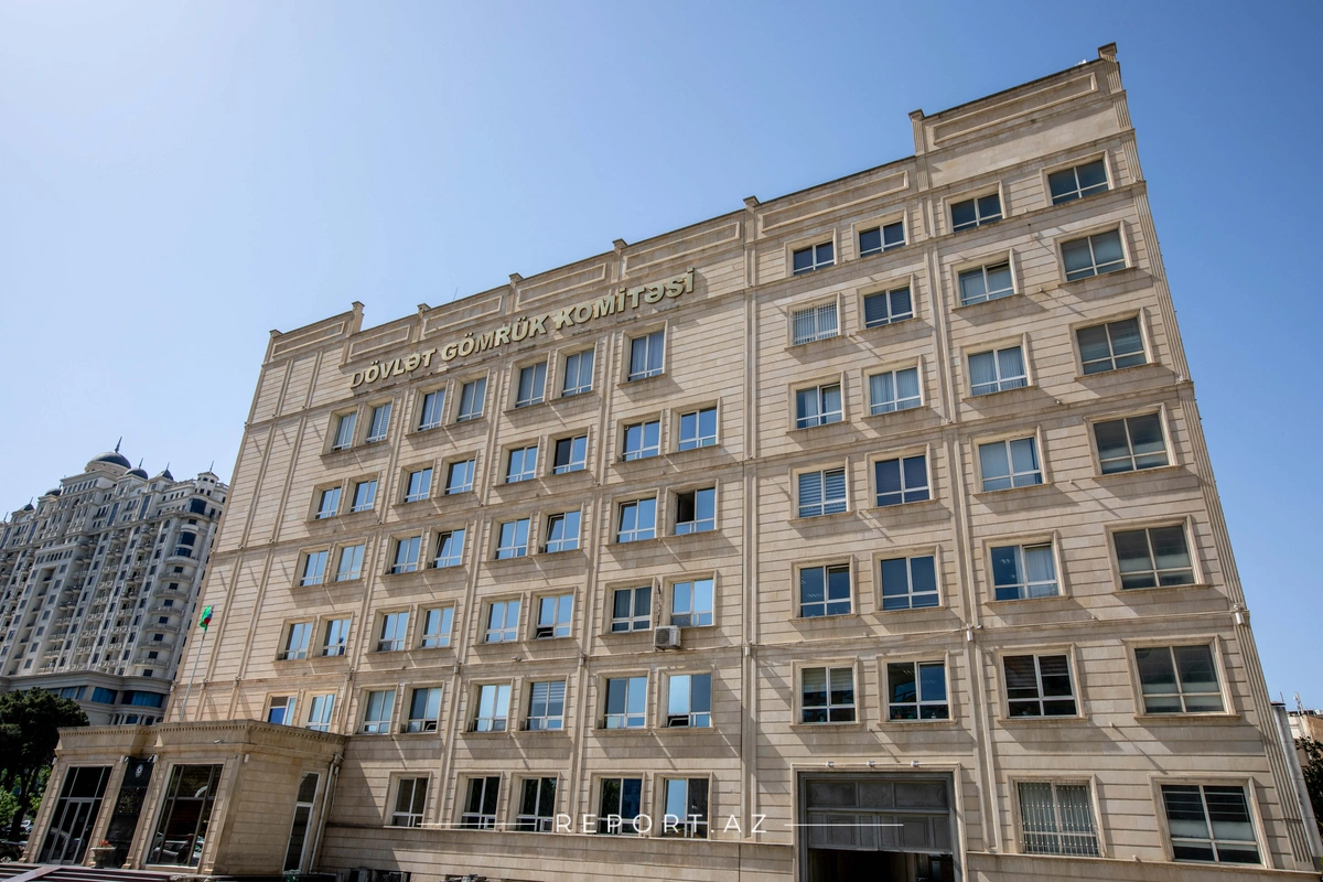 Baş Prokurorluq Gömrük Komitəsində əməliyyat keçirib, 2 vəzifəli şəxs həbs olunub - YENİLƏNİB