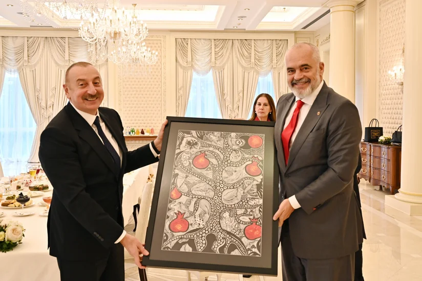 Ilham Aliyev presents painting by Leyla Aliyeva to Albanian PM