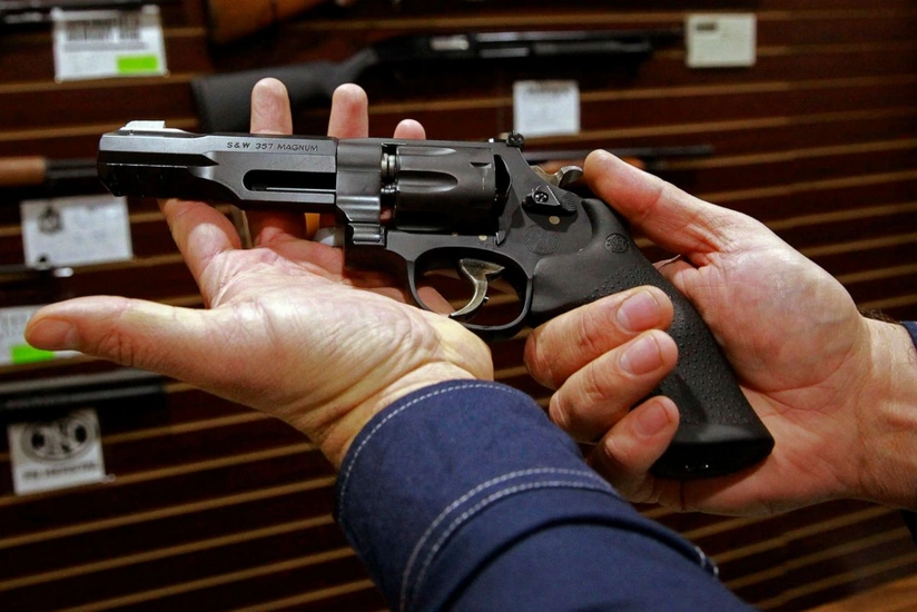 About 100,000 Israeli residents apply for gun permit