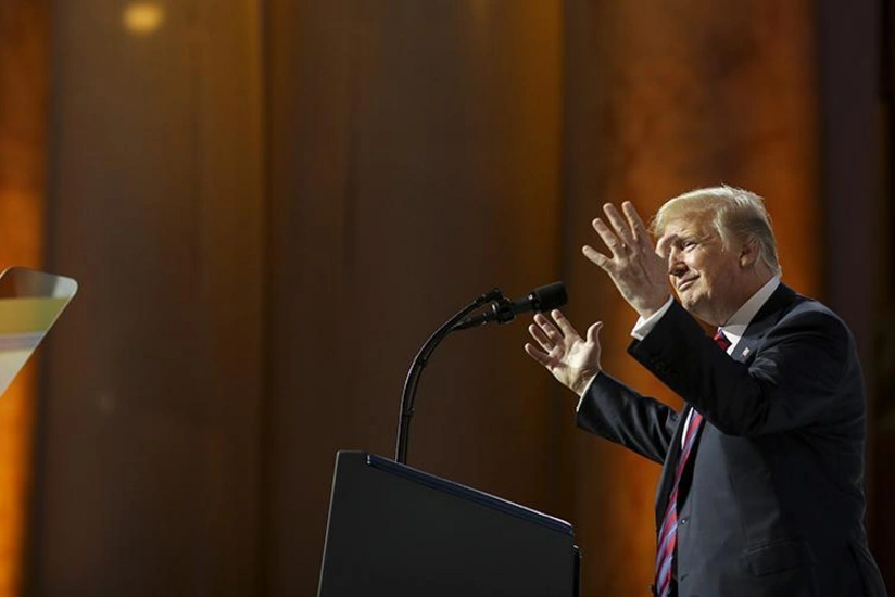 Трамп пообещал написать правдивую книгу о себе