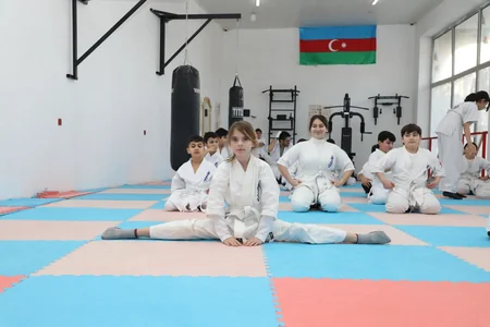 Gənclər və idman naziri “Lənkəran” İdman Klubunun fəaliyyəti ilə tanış olub