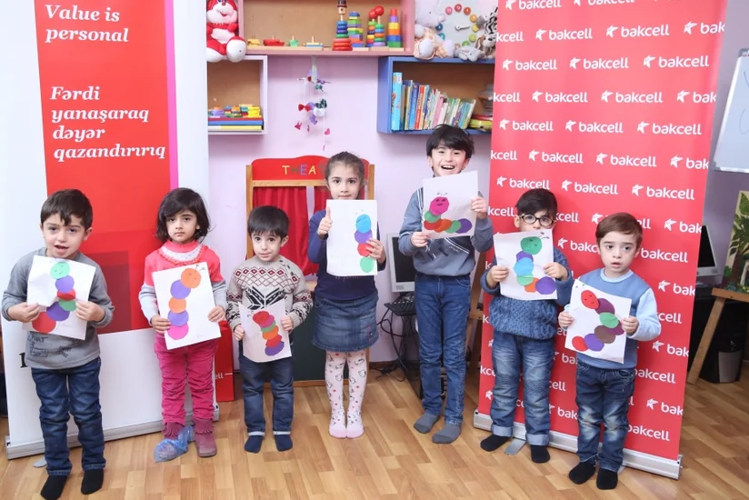 “Bakcell” və PwC xüsusi qayğıya ehtiyacı olan uşaqları dəstəkləmək üçün səylərini birləşdirir