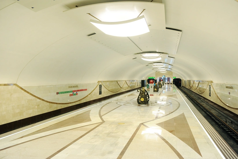 В бакинском метро возникла техническая неисправность
