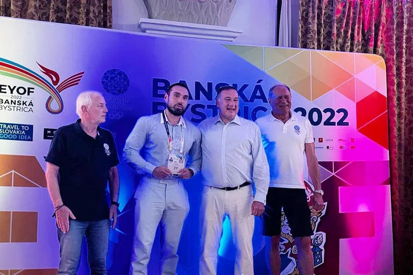 Milli Olimpiya Komitəsinin baş katibi mükafatlandırılıb