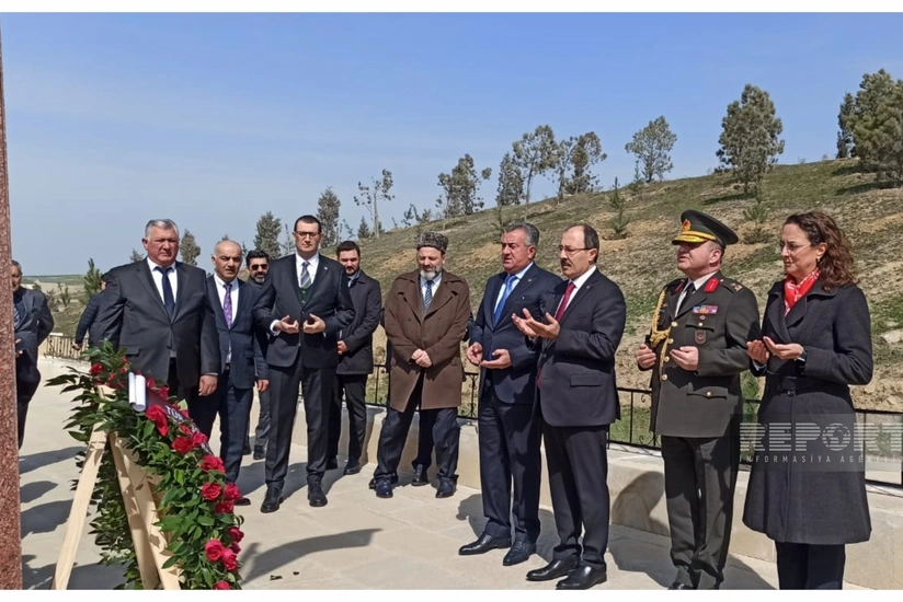 Abşeronda “Türk şəhidliyi” abidəsi ziyarət olunub