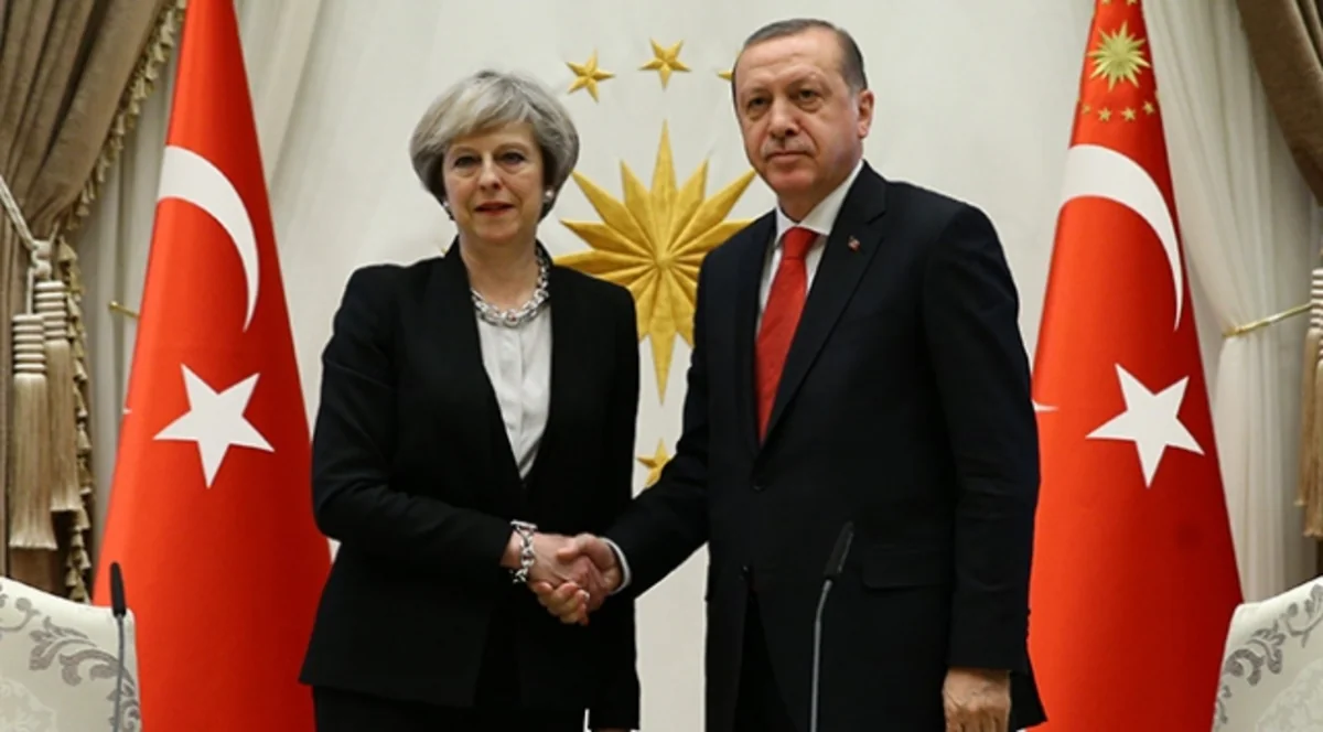 Президент Турции и премьер-министр Великобритании обсудили ситуацию в Сирии