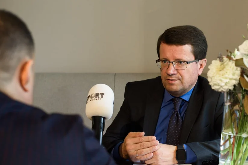 Zakarpatiye qubernatoru: “Vilayətdəki bütün azərbaycanlılarla şəxsən görüşmək istəyirəm”