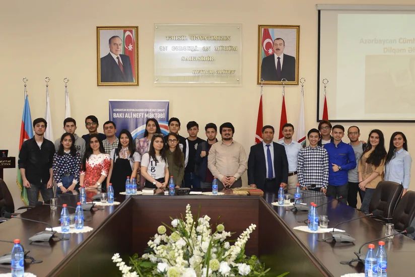 BANM-da Azərbaycan Xalq Cümhuriyyətinin yaranmasının 100 illiyinə həsr olunmuş sərgi keçirilib