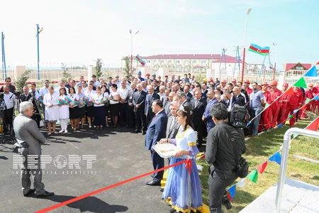 ​Azərbaycan Dövlət Neft Şirkətinin rəhbərliyi Çilov adasına səfər edib - FOTO