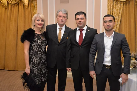 Viktor Yuşenko, Leonid Kojara və Rövşən Tağıyev Kiyevdə Dağlıq Qarabağdan və Donbasdan danışıblar