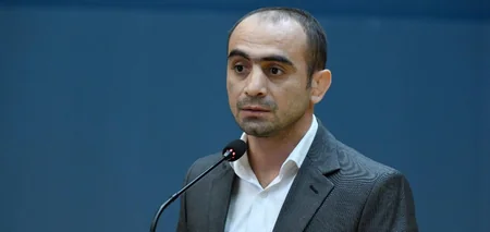 Nazir beynəlxalq yarışlarda uğur qazanan idmançılarla görüşüb