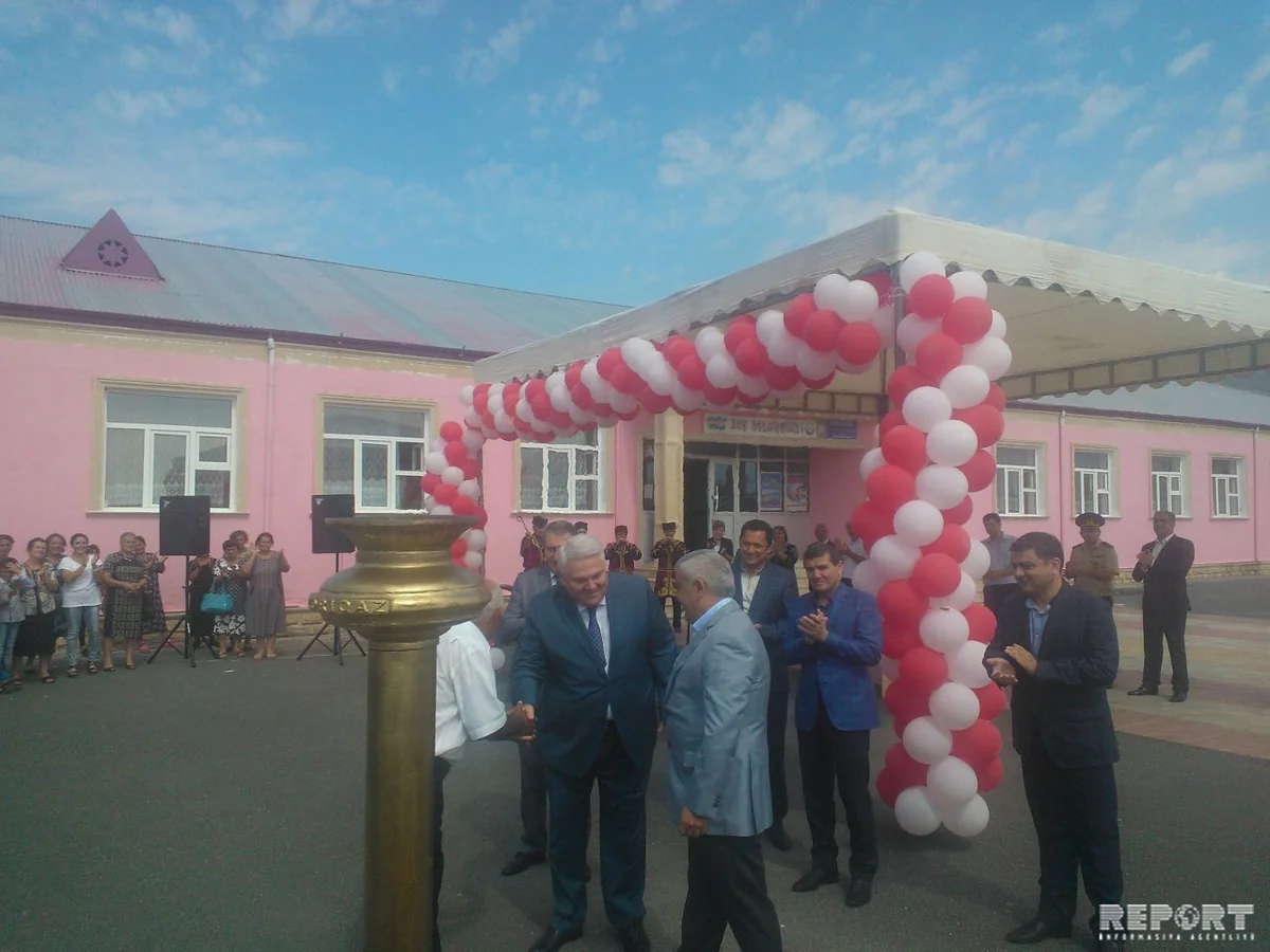 Şəkinin bir neçə kəndinə ilk dəfə təbii qaz verilib