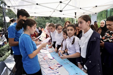 Beynəlxalq Qızlar Gününə həsr olunmuş maarifləndirmə kampaniyası başa çatıb