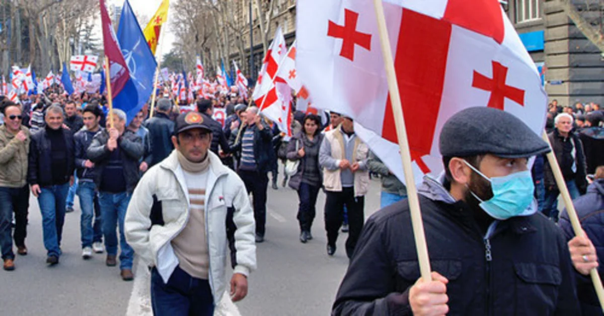 В Тбилиси прошла акция против повышения тарифов на электроэнергию