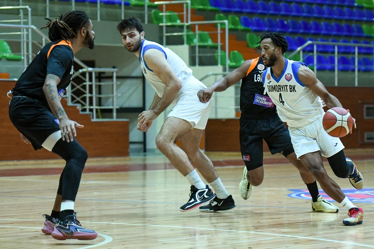 Azərbaycan Basketbol Liqasında II turun daha bir oyunu keçirilib